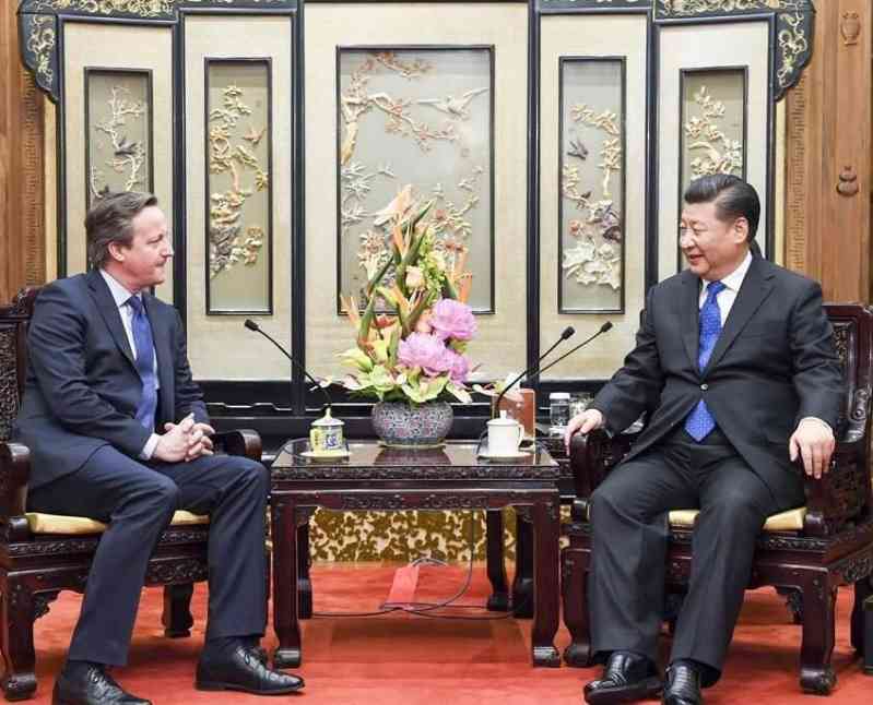 Cameron visitó al presidente Xi de China en 2018