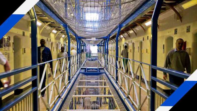 ¿Por qué hay tantos prisioneros en Inglaterra y Gales? La crisis explicada.